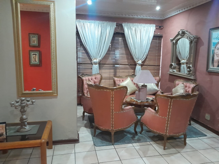 4 Bedroom Property for Sale in Bodorp North West